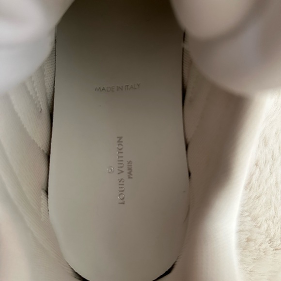 Louis Vuitton Archlight in Rose Clair - Picture 5 of 7